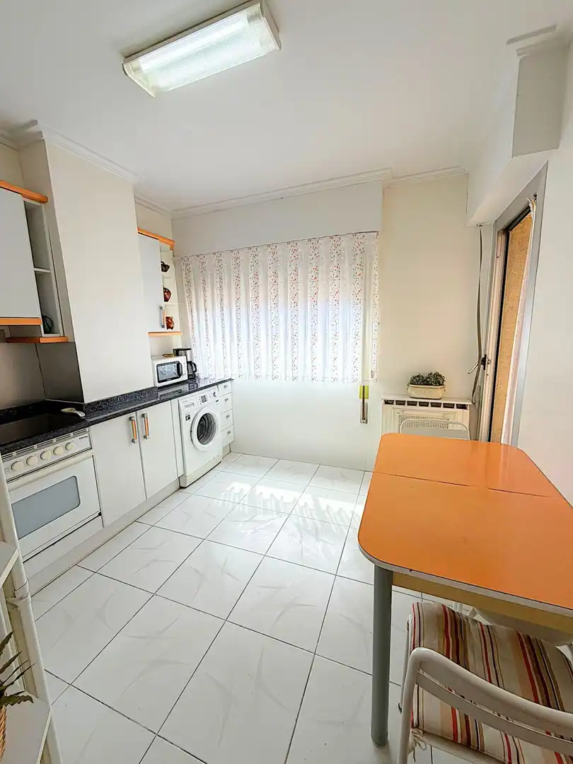 Kitchen of Flat for rent in Vitoria - Gasteiz  with Heating, Terrace and Furnished