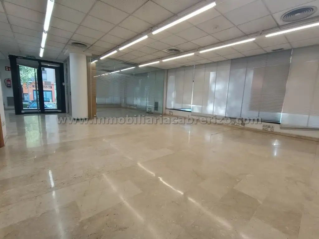 Business premises for sale in Calle Duques de Nájera, imagen 8