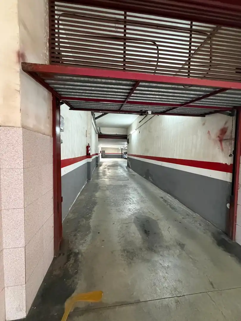 Parkplatz von Garage zum Verkauf in Cornellà de Llobregat