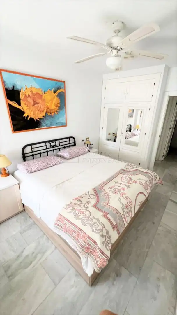 Bedroom of Flat for sale in Torrevieja  with Air Conditioner, Terrace and Furnished