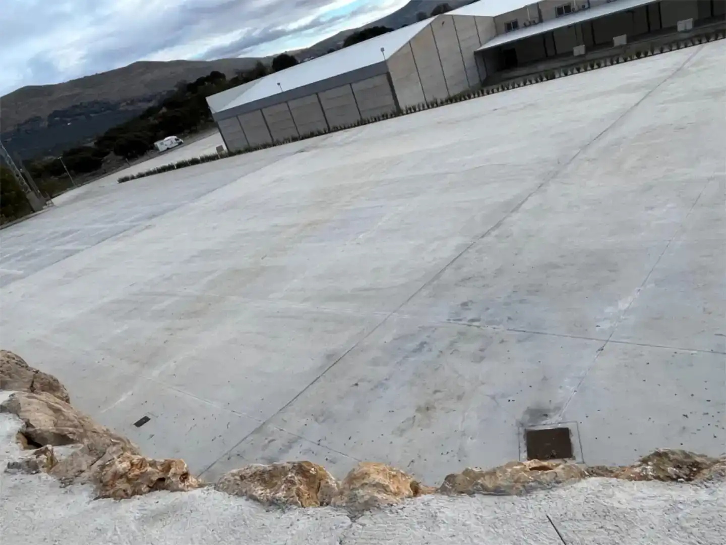 Parking of Industrial buildings for rent in Zafarraya