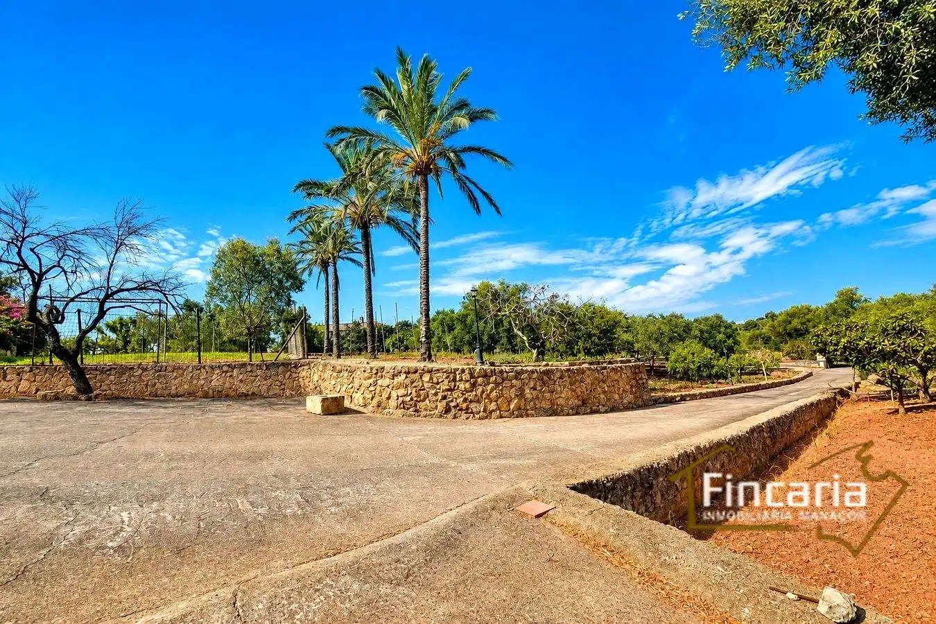 Country homes for sale in Manacor  with Air Conditioner, Private garden and Terrace