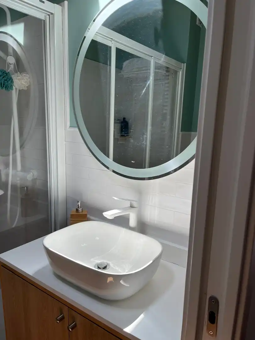 Badezimmer von Einfamilien-Reihenhaus zum Verkauf in Piedrahíta mit Heizung, Möbliert und Ofen