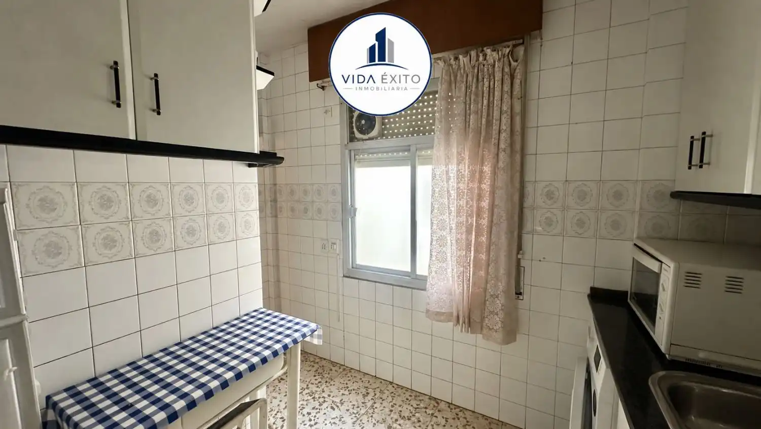 Piso con ascensor en venta en Avenida Granada, imagen 5