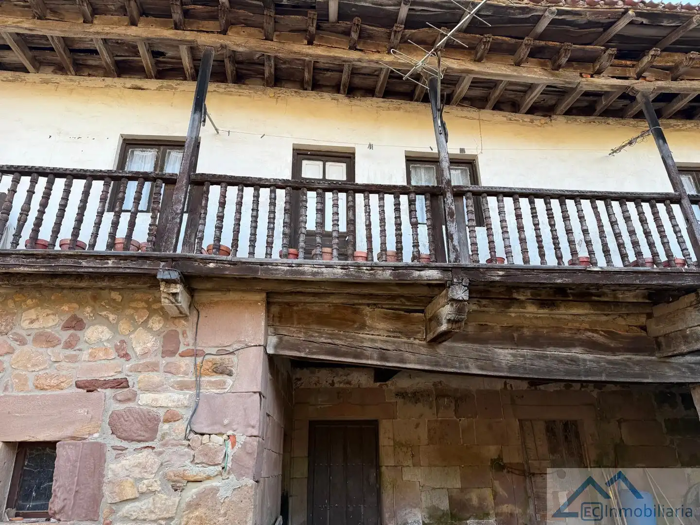 Casa amb terrassa en venda a Barrio Santibanez, imagen 3