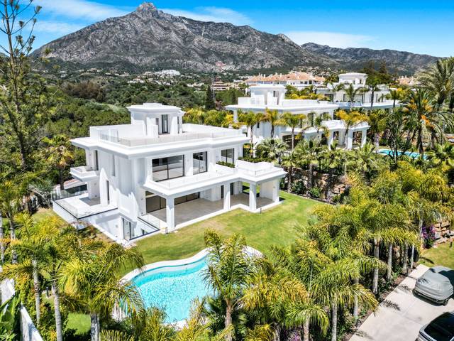 Casa-chalet en Venta en Lomas de Marbella Club