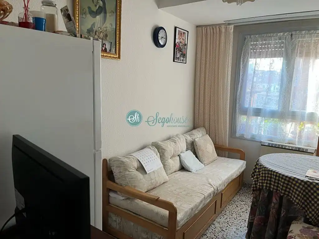 Habitación de Piso en venta en Segovia con Calefacción y Trastero