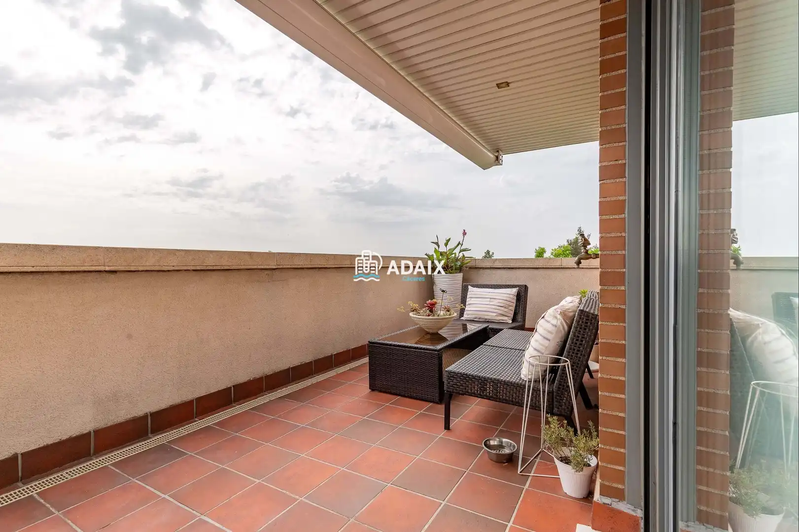 Terrasse von Dachboden zum Verkauf in Cáceres mit Klimaanlage, Heizung und Terrasse