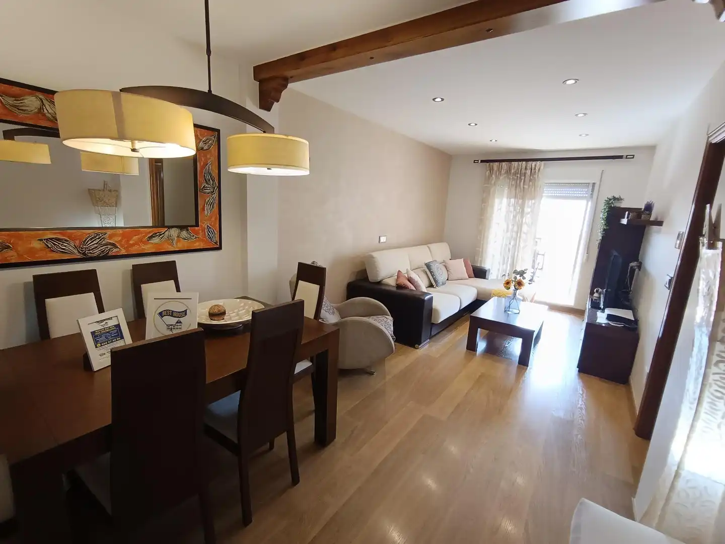 Wohnzimmer von Erdgeschoss zum Verkauf in Casco Urbano