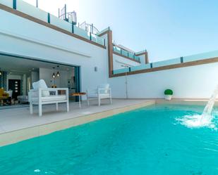 Piscina de Casa o xalet de lloguer en Benijófar amb Aire condicionat, Jardí privat i Terrassa