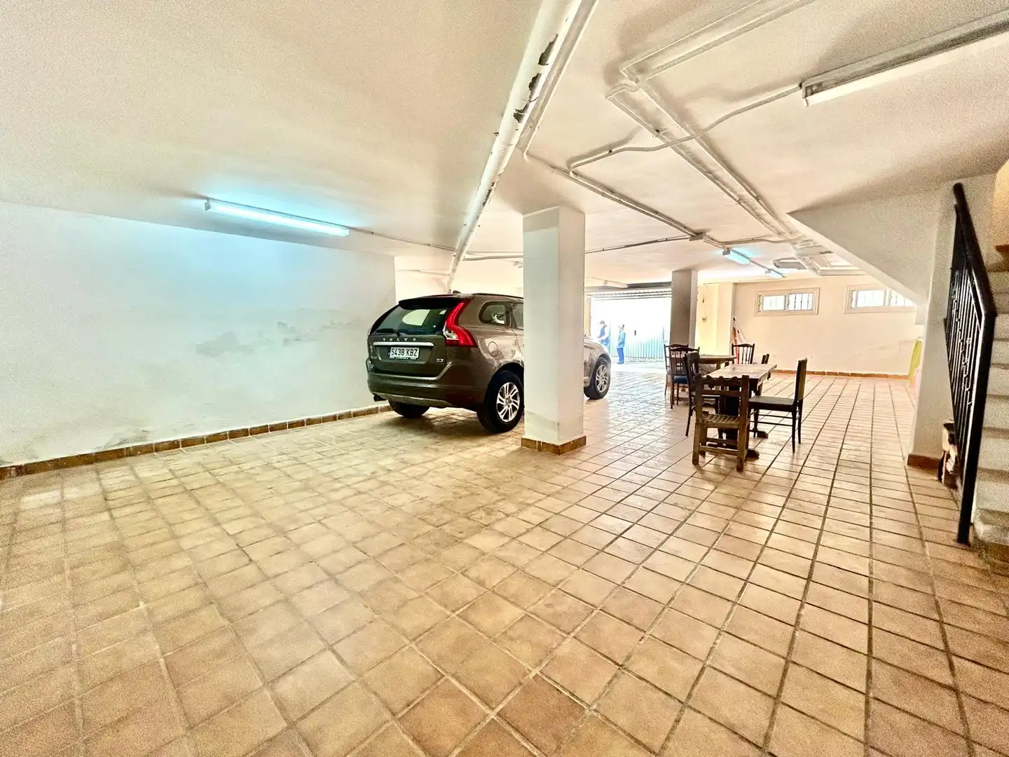 Parking de Casa adosada en venta en Paterna del Río con Calefacción, Terraza y Trastero