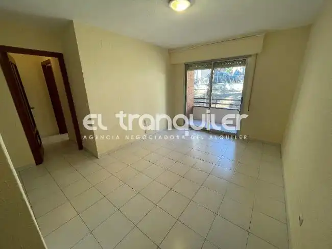 Habitación de Piso de alquiler en Majadahonda con Terraza, Lavadora y Se aceptan mascotas