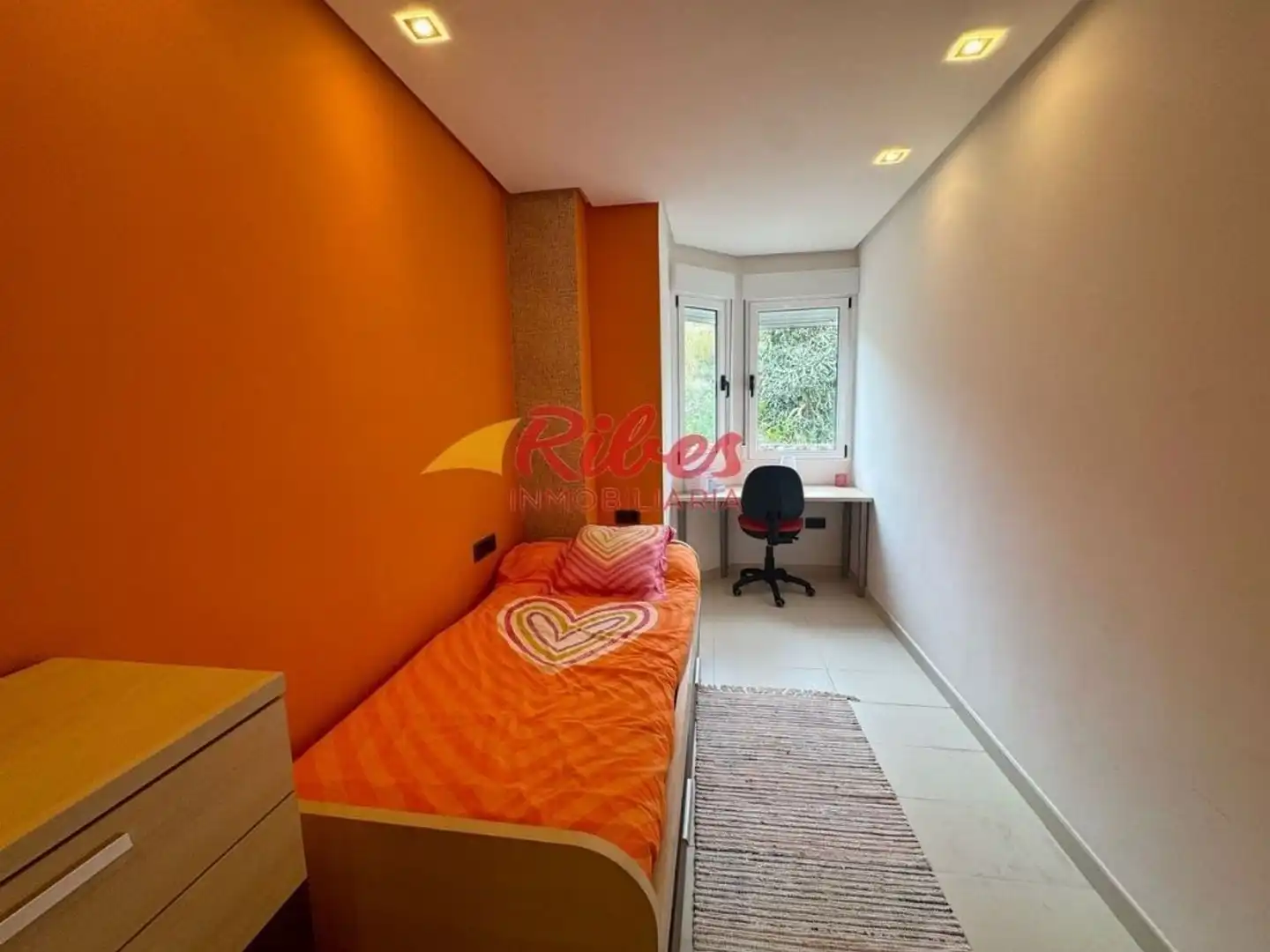 Schlafzimmer von Haus oder Chalet zum Verkauf in Cullera mit Klimaanlage, Terrasse und Abstellraum