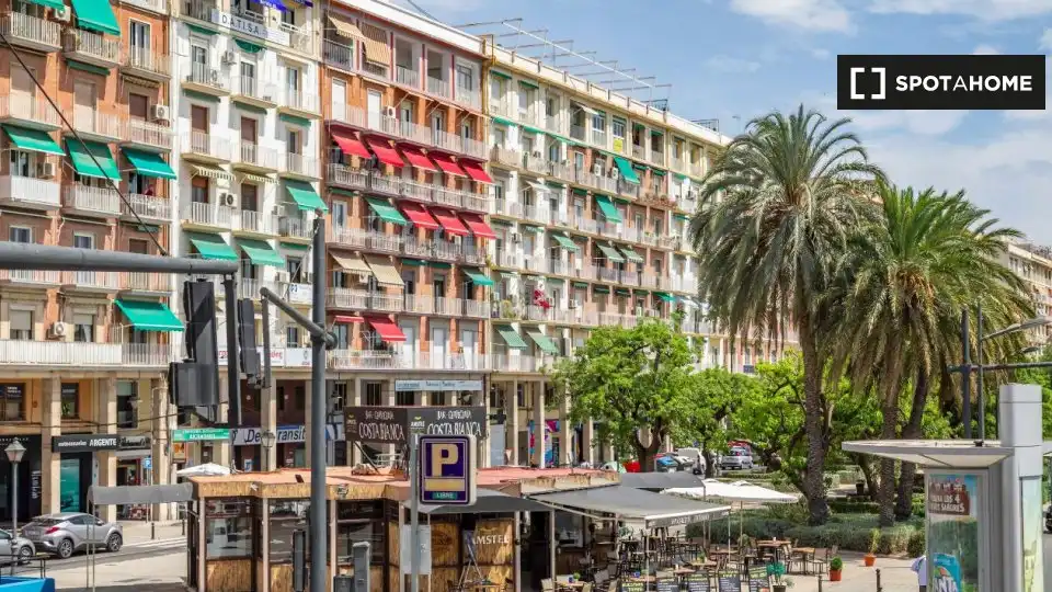 Vista exterior de Pis de lloguer en Valencia amb Aire condicionat, Calefacció i Moblat