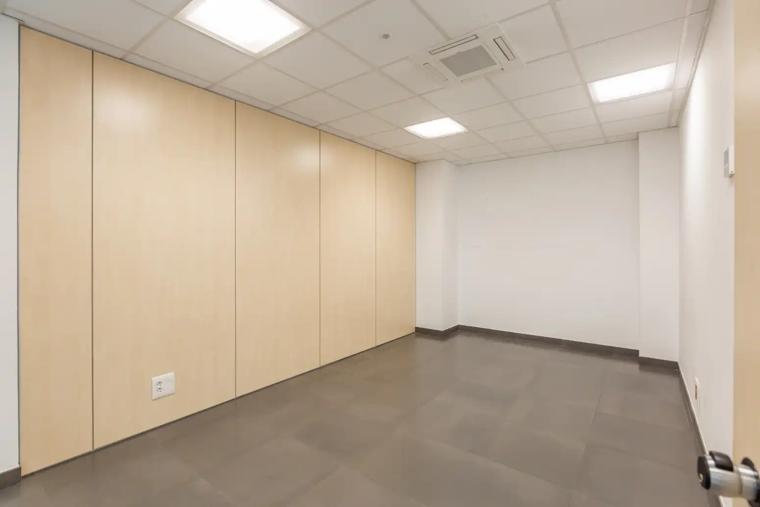 Local comercial de lloguer a Pamplona-Iruña - Avenida Sancho el Fuerte 8, imagen 9