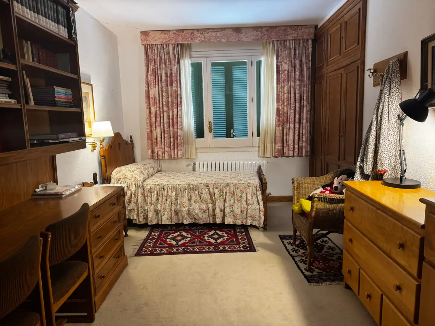 Habitación de Casa o chalet en venta en Badalona con Aire acondicionado, Calefacción y Jardín privado
