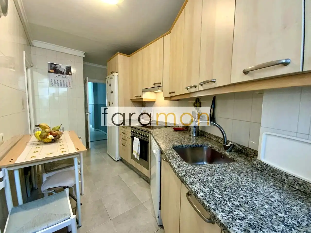 Cocina de Piso en venta en Vigo  con Calefacción y Trastero
