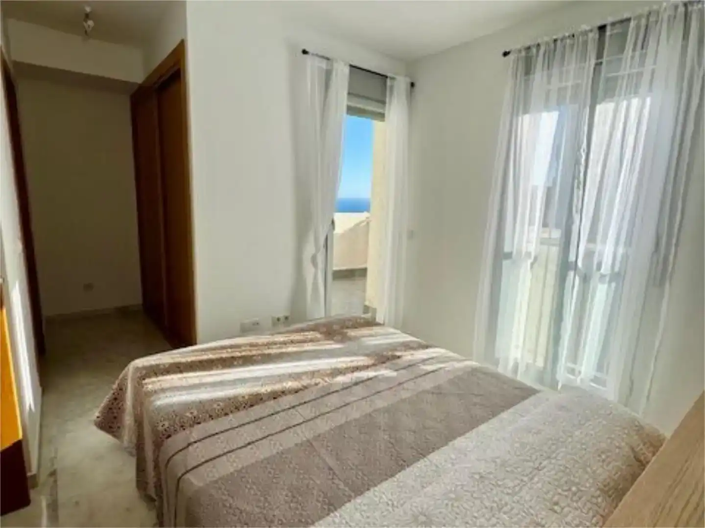 Habitación de Dúplex en venta en Mijas con Aire acondicionado, Piscina y Balcón