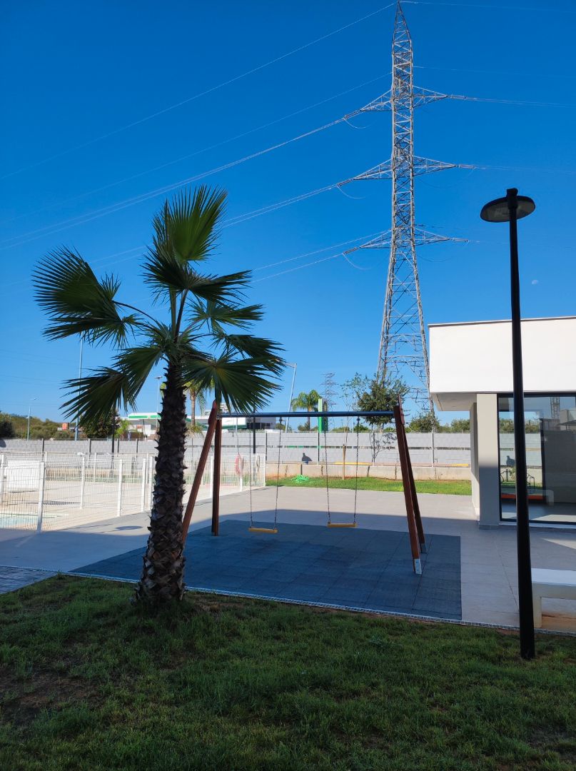 Pis de lloguer a Avenida Vial 73., 10, Entrenúcleos