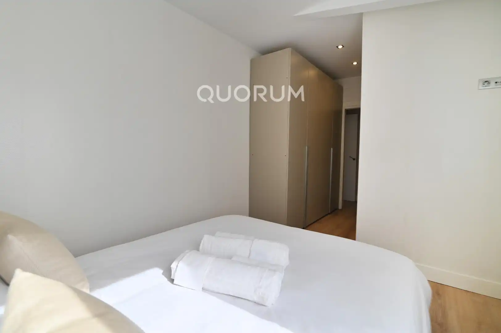 Schlafzimmer von Wohnung zur Miete in Bilbao  mit Klimaanlage, Heizung und Terrasse