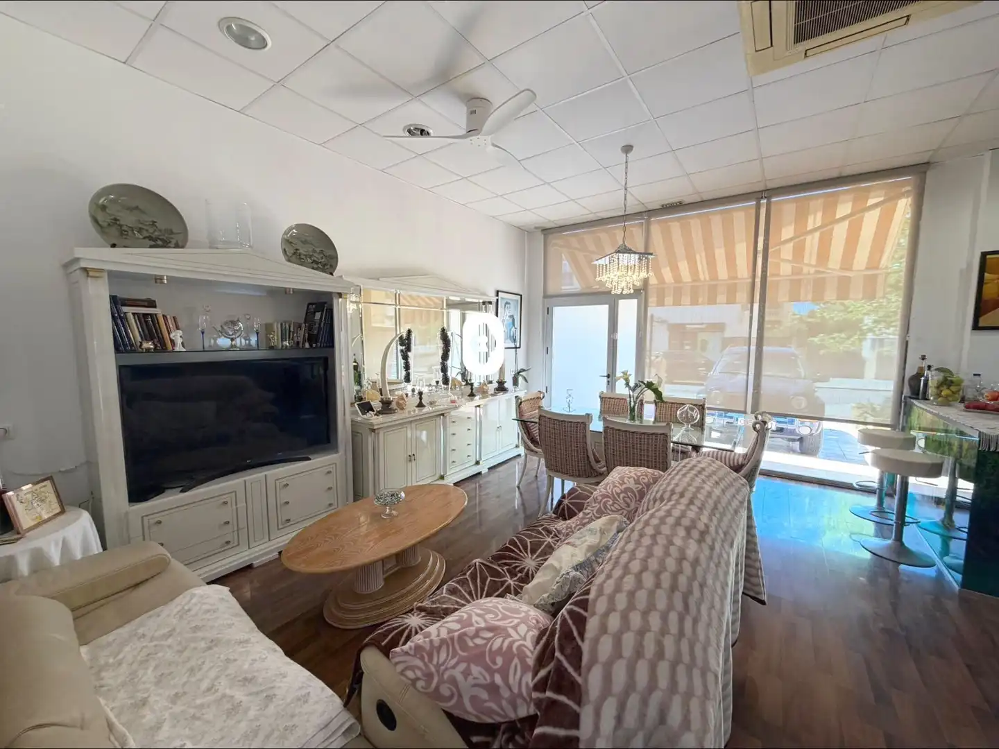 Sala d'estar de Planta baixa en venda en Inca amb Aire condicionat, Parquet i Terrassa