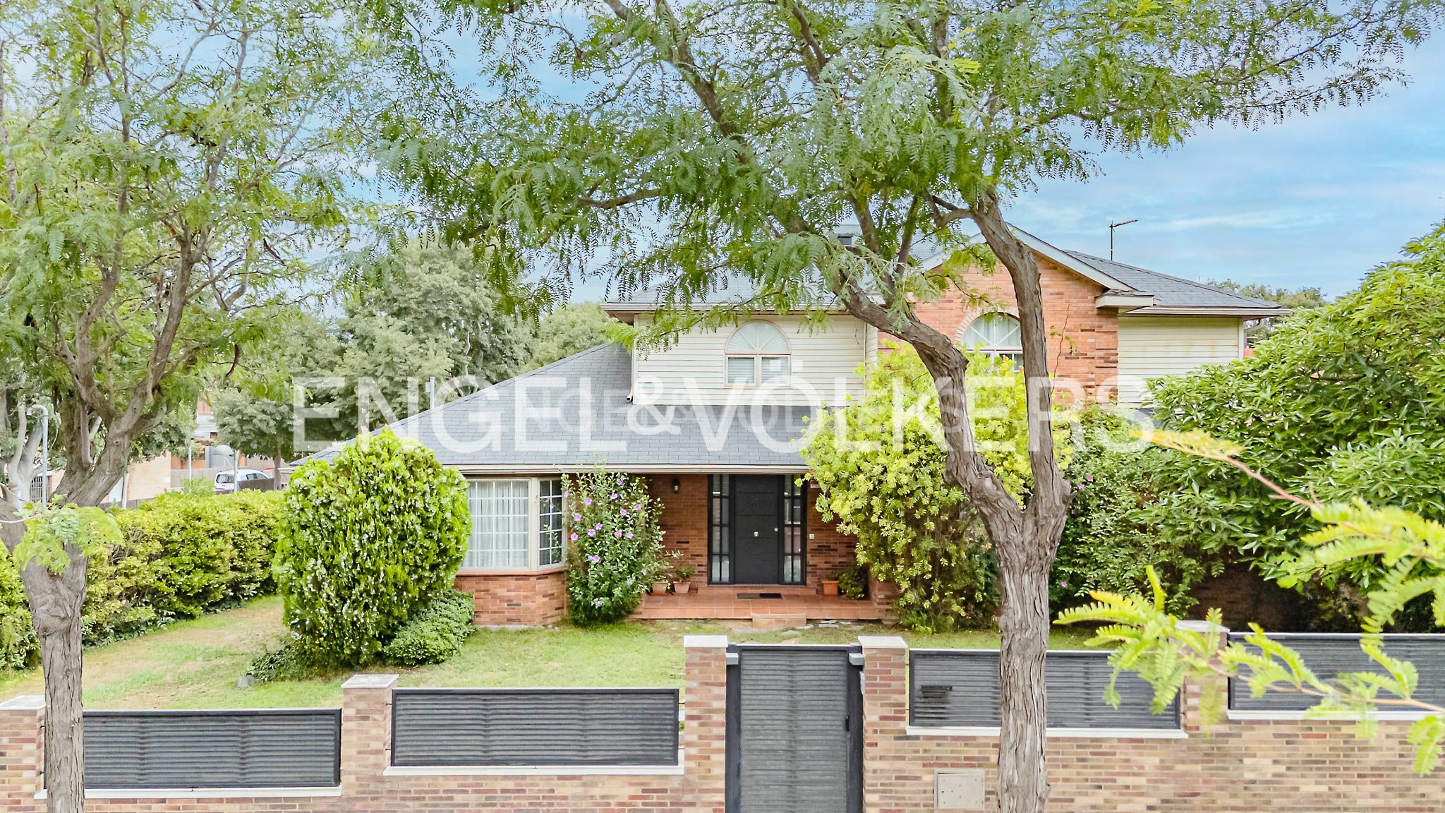 Casa o xalet en venda a Passeig del Nard, Mira-sol