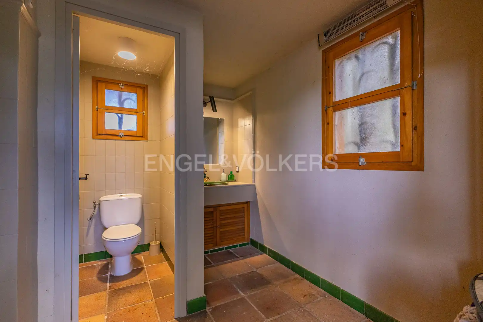 Baño de Casa o chalet en venta en Seva con Aire acondicionado, Calefacción y Jardín privado