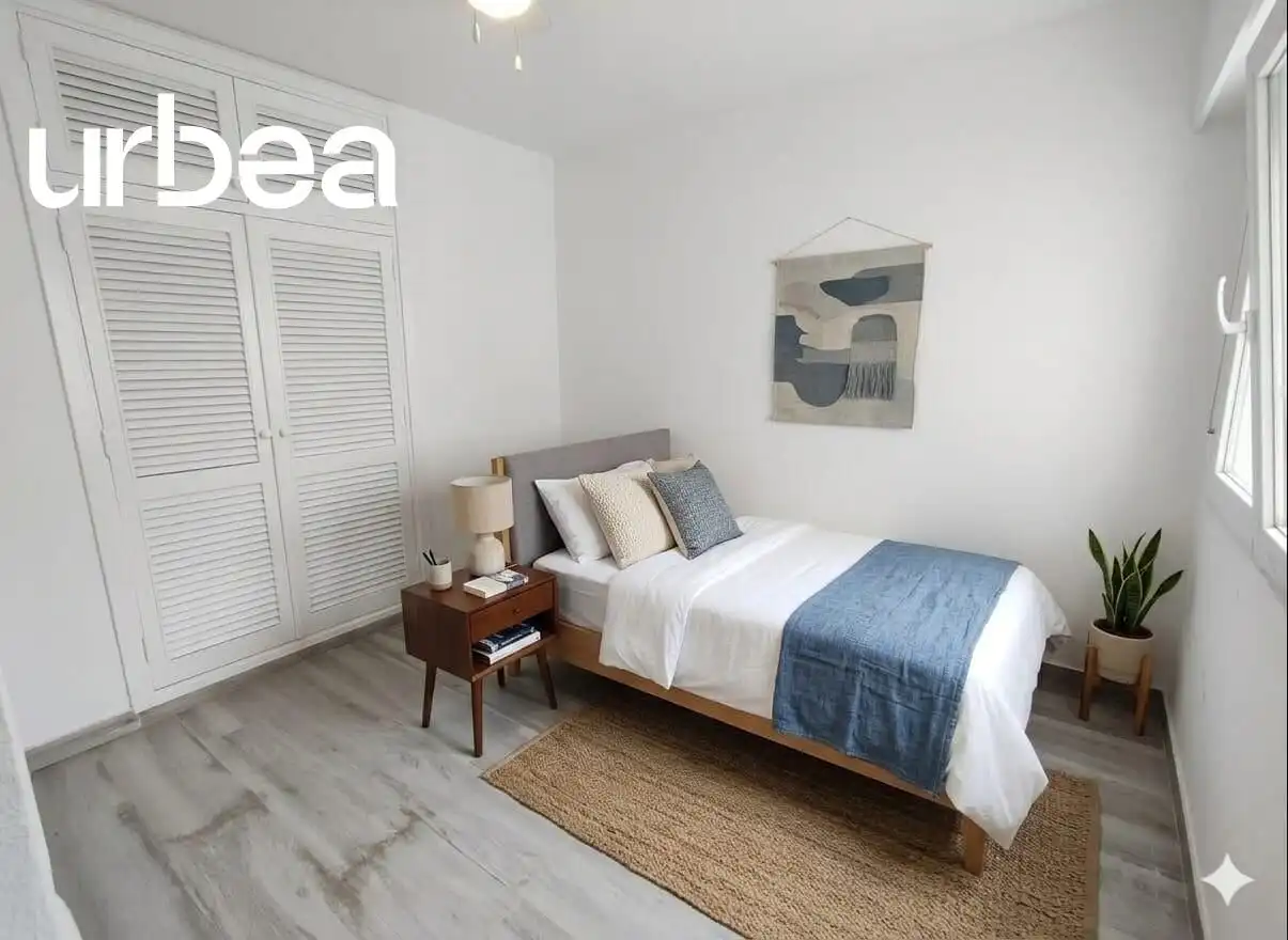 Bedroom of Flat for sale in Málaga
