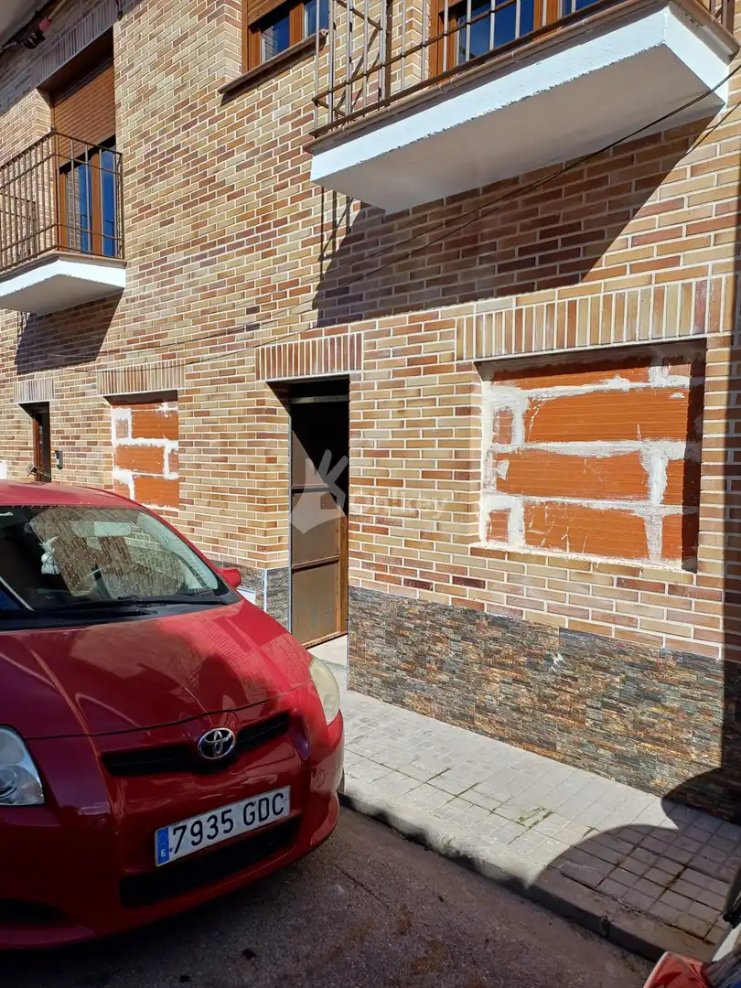 Local commercial à vendre à Camarma de Esteruelas, imagen 3