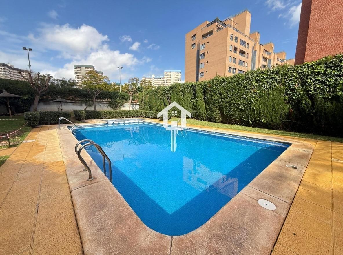 Piso en venta en Calle ROSA CHACEL, Babel