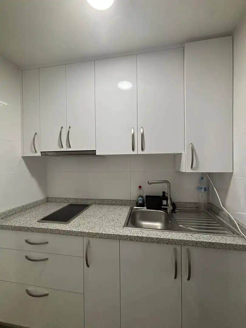 Cocina de Piso para compartir en Granada con Amueblado