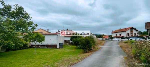 Residential zum Verkauf in Barrio Vallés, 1057