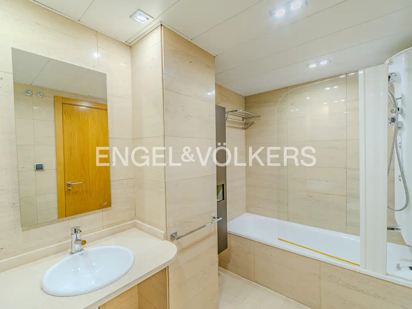 Ático con ascensor en venta en Calle Moratín 25, imagen 26
