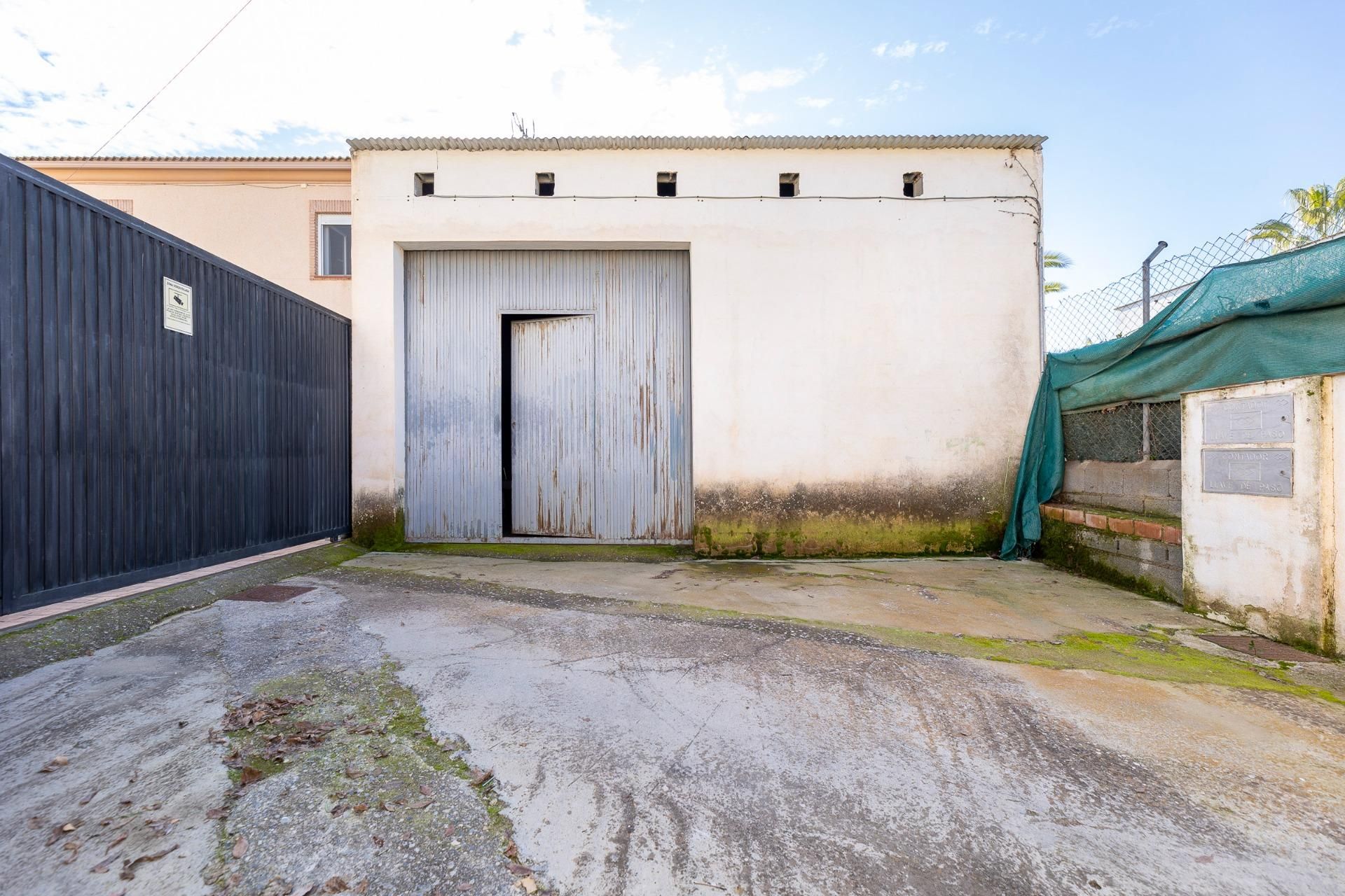 Premises for sale in Las Flores - Huerta