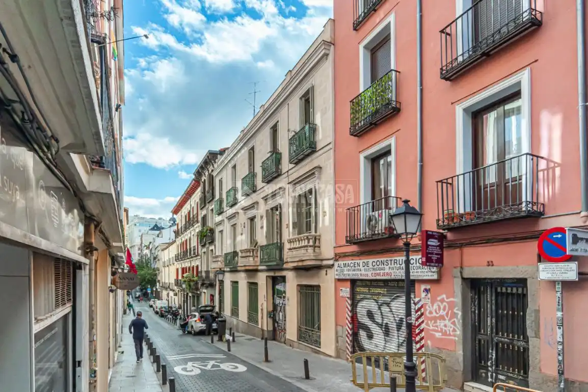 Vista exterior de Estudio en venta en Madrid