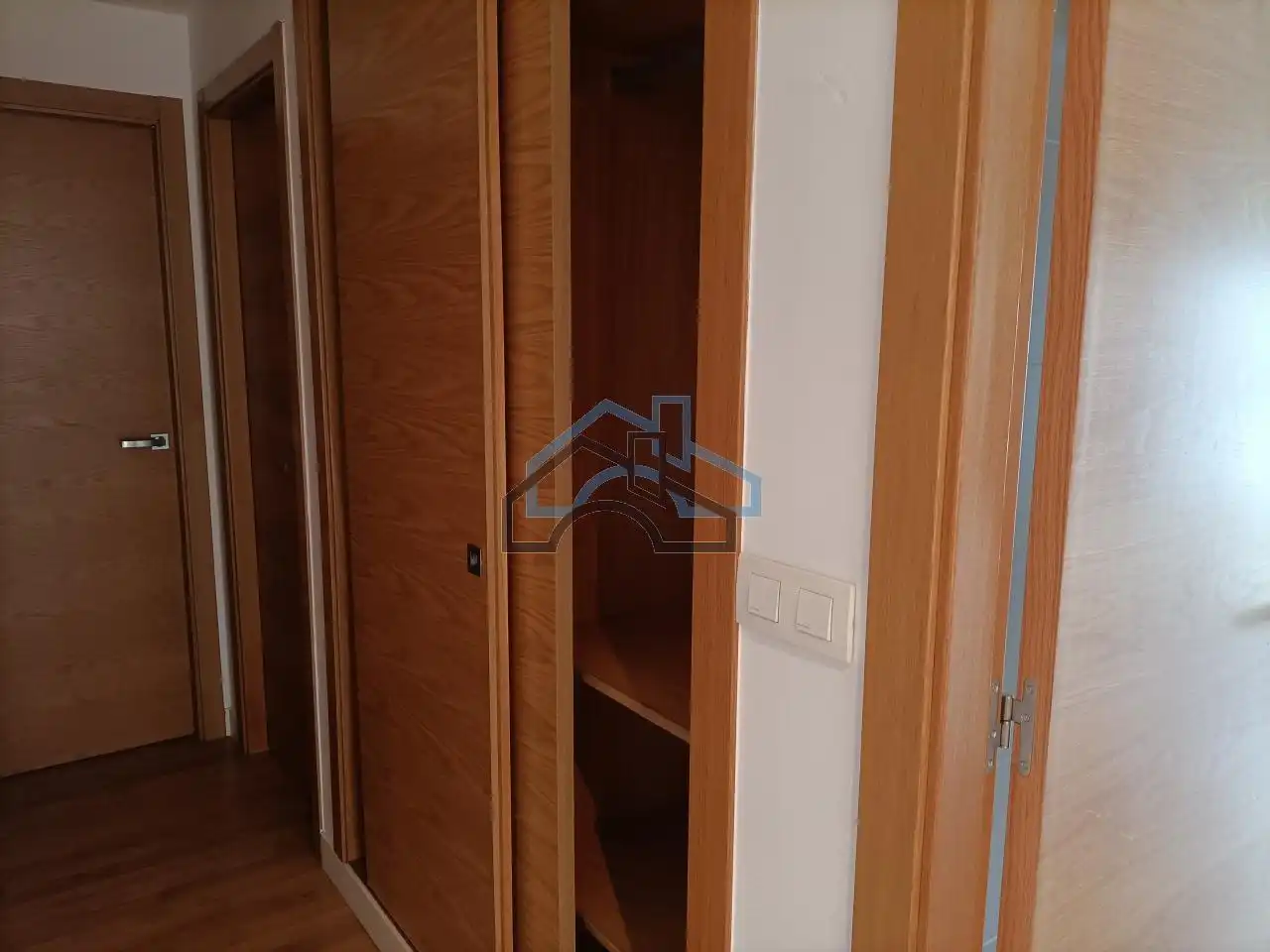 Schlafzimmer von Wohnungen zur Miete in Cambre  mit Heizung und Abstellraum