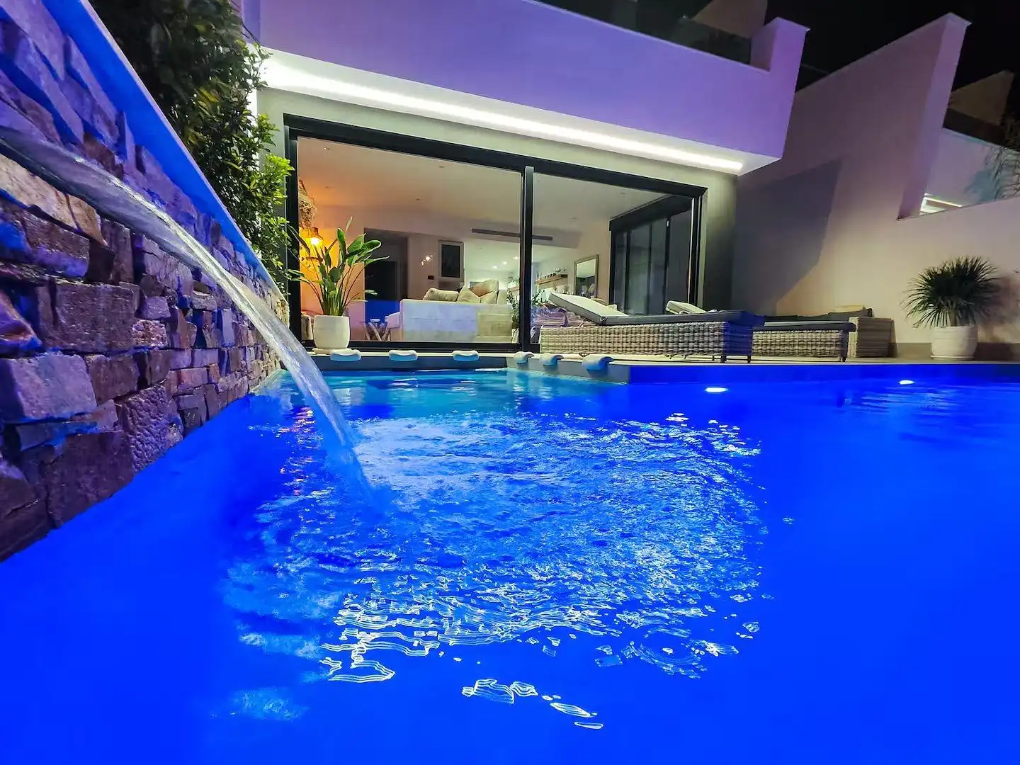Maison mitoyenne avec piscine à vendre à Santiago de la Ribera