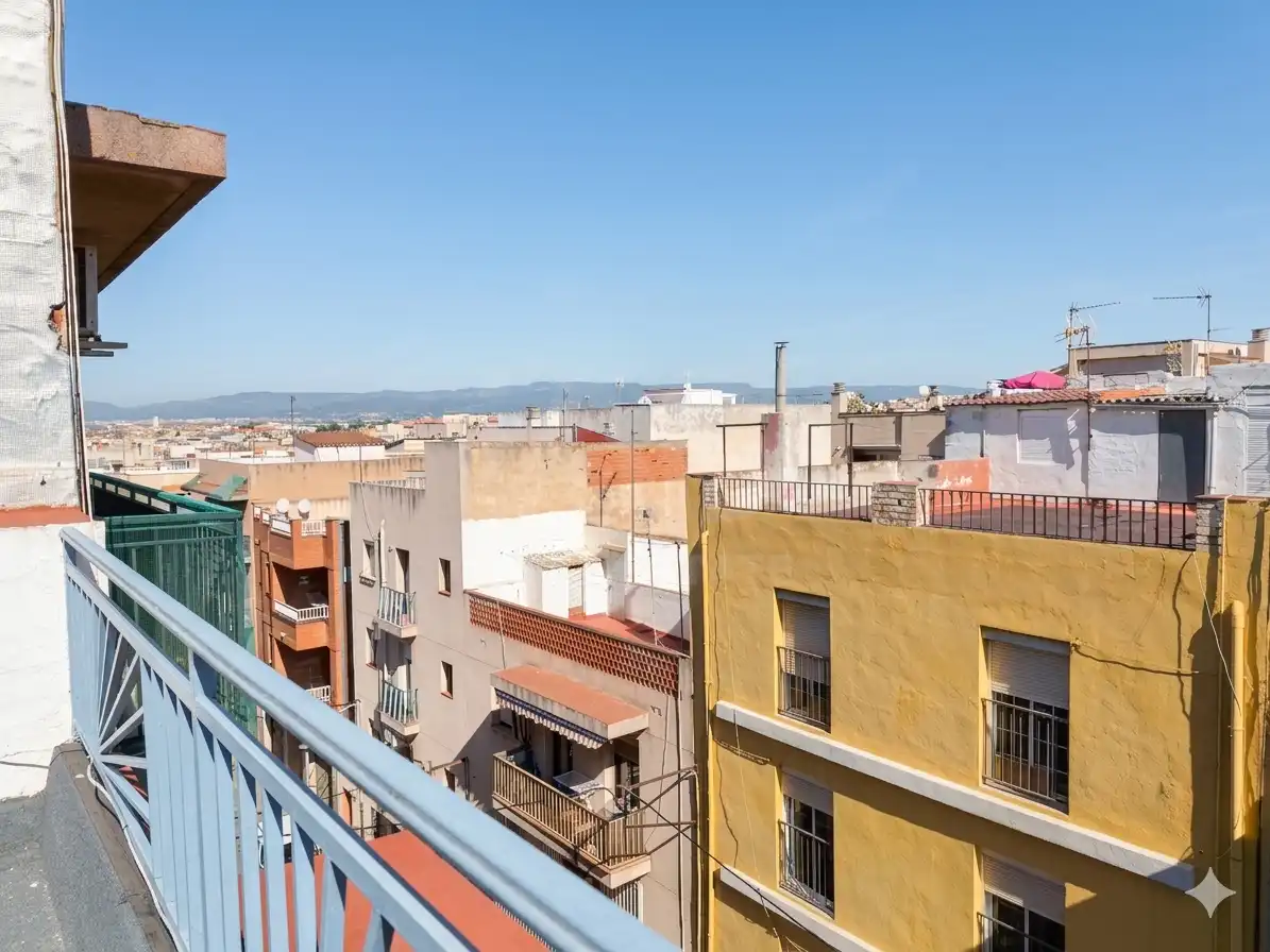 Vista exterior de Pis en venda en Tarragona amb Calefacció i Terrassa