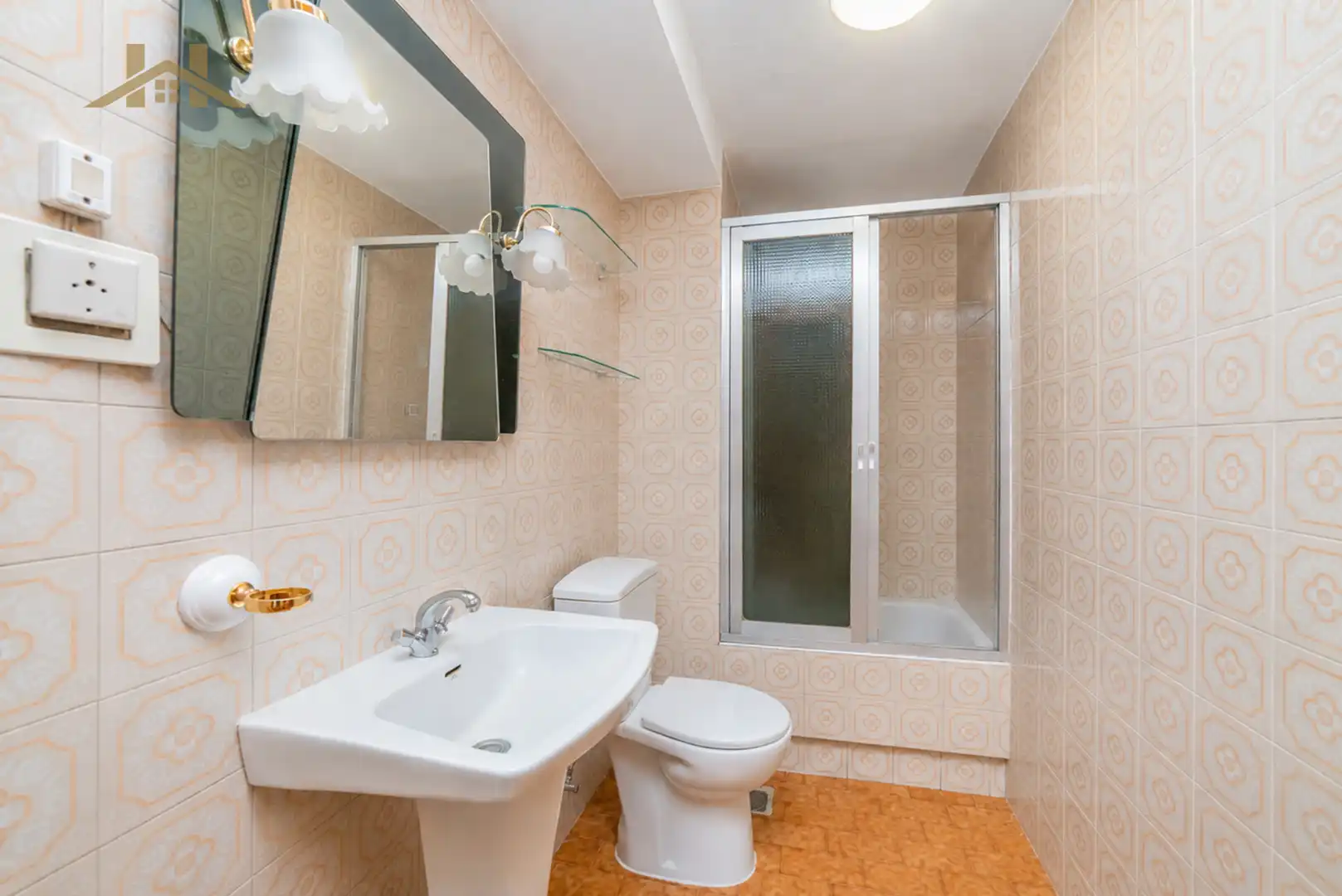 Badezimmer von Wohnung zum Verkauf in Leganés mit Heizung, Terrasse und Abstellraum