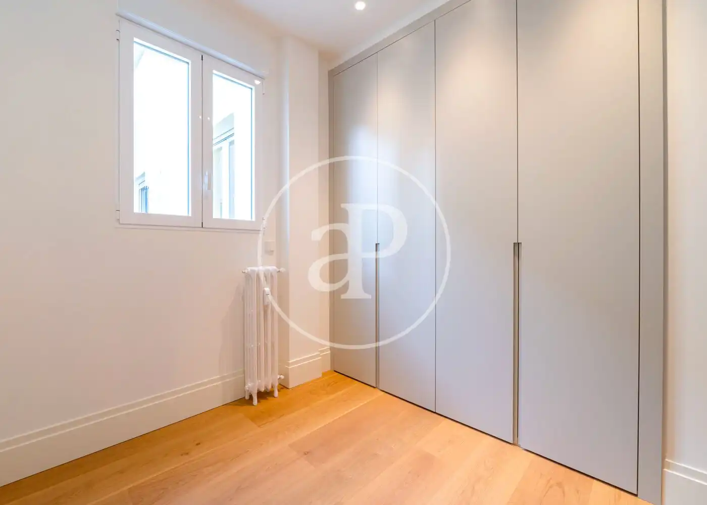 Schlafzimmer von Wohnung zum Verkauf in Madrid mit Klimaanlage, Heizung und Abstellraum