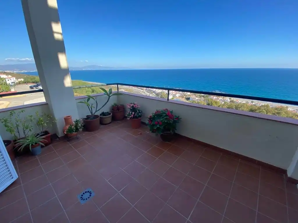 Apartament amb piscina en venda a Manilva Pueblo, imagen 2