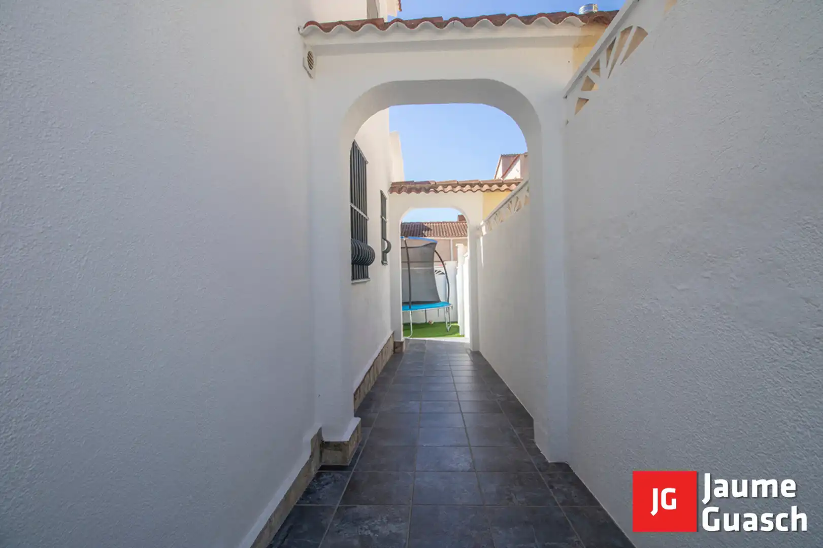 Detached homes for sale in La Pobla de Montornès    with Heating, Private garden and Parquet flooring
