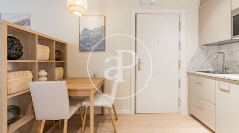 Foto 4 de Piso en venta en C. de Pedro Teixeira, Cuatro Caminos - Azca, Madrid Capital