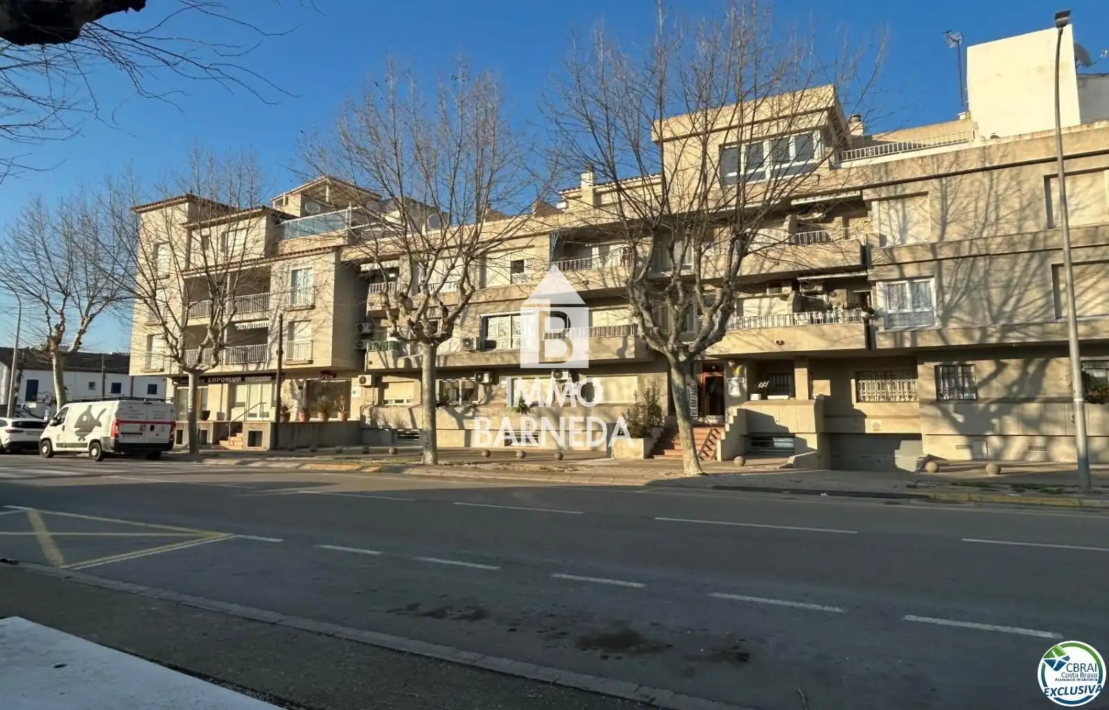 Außenansicht von Wohnung zum Verkauf in Castelló d'Empúries mit Klimaanlage, Heizung und Möbliert