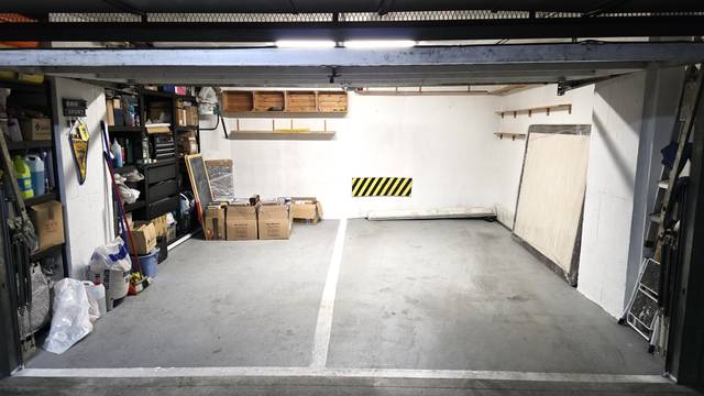 Garaje en Venta en Avenida las Cortes de Cádiz en Astilleros - La Paz  - Loreto - El Corte Inglés