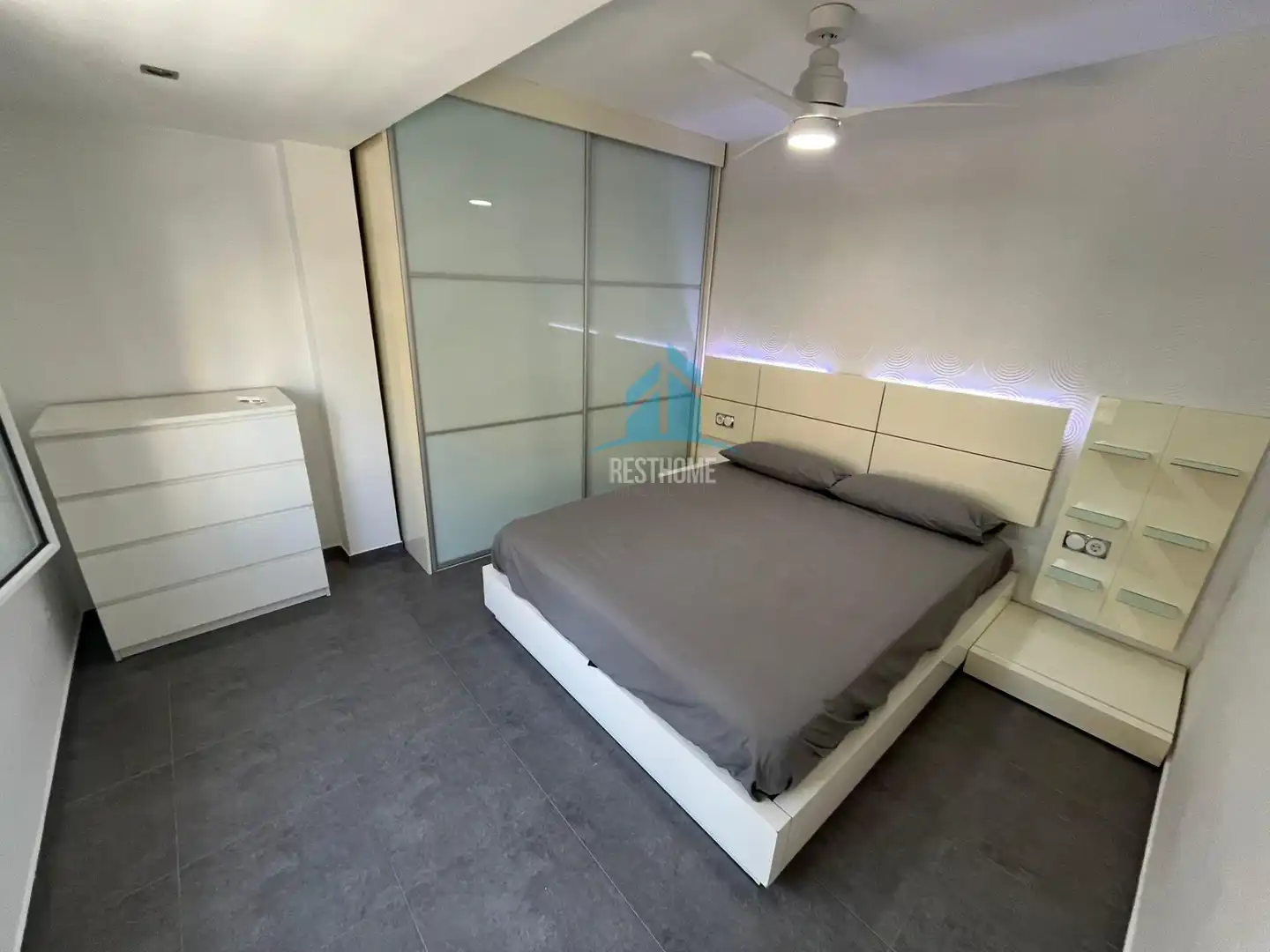 Habitación de Piso en venta en Cullera con Aire acondicionado