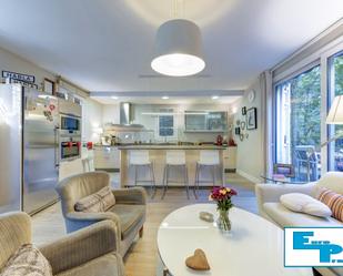 Kitchen of Single-family semi-detached for sale in  Madrid Capital  with Air Conditioner, Terrace and Balcony