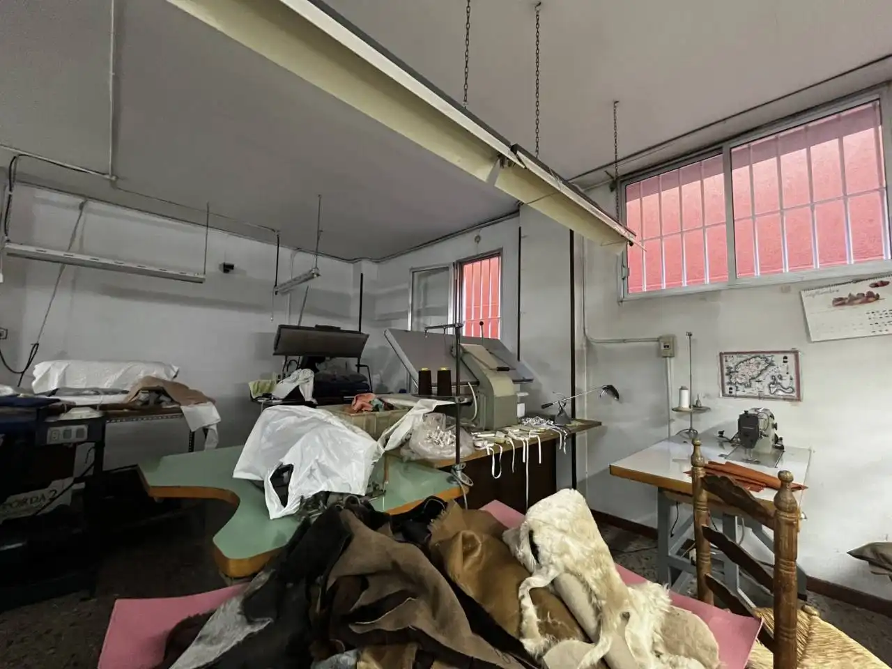 Geschaftsraum zur Miete in Calle Felip II, La Sagrera