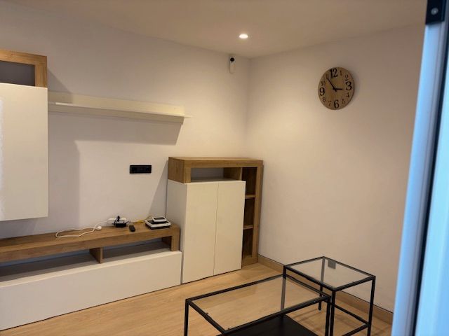 Sala d'estar de Planta baixa de lloguer en Castelldefels amb Aire condicionat, Moblat i Forn