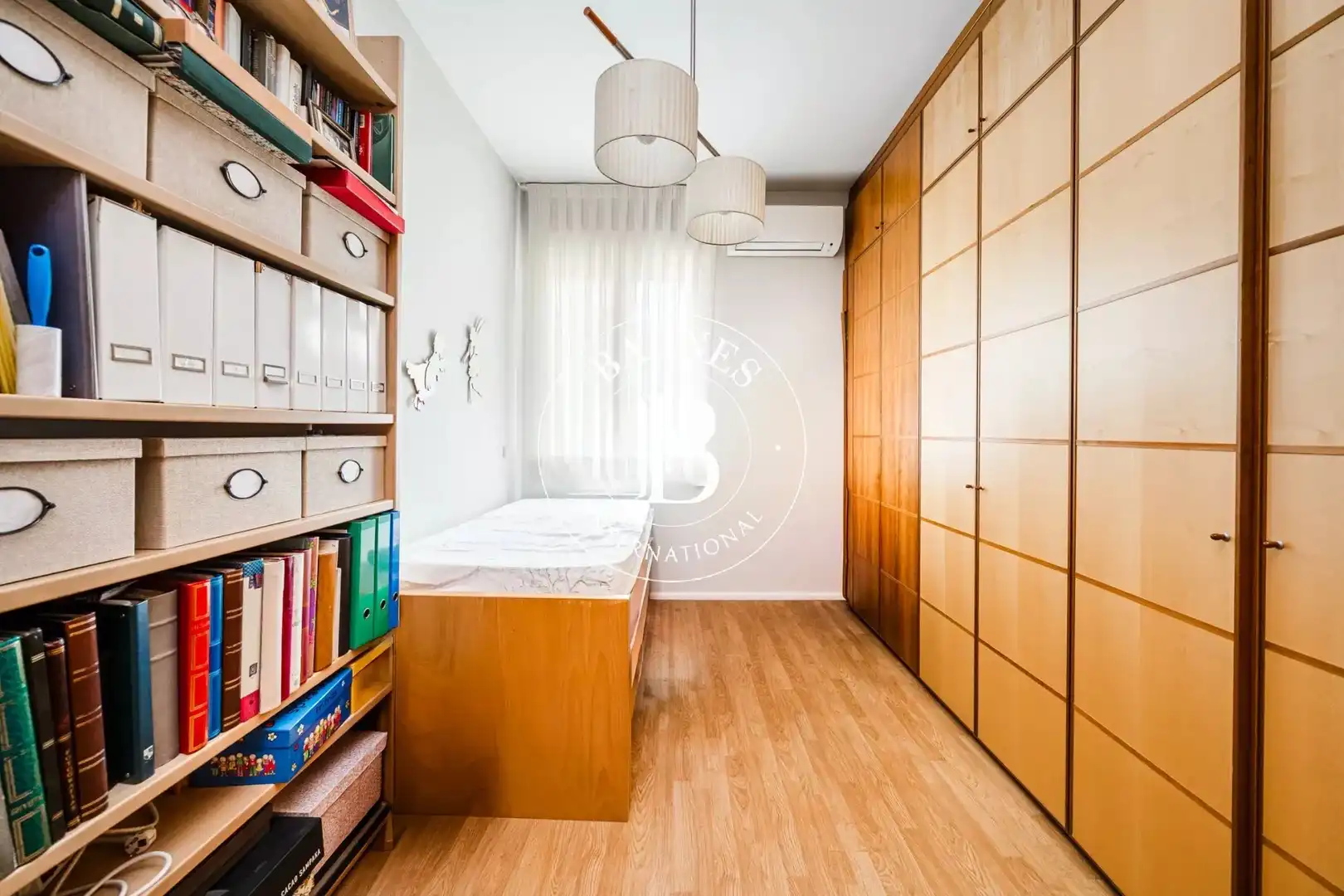 Habitación de Piso en venta en Madrid con Calefacción